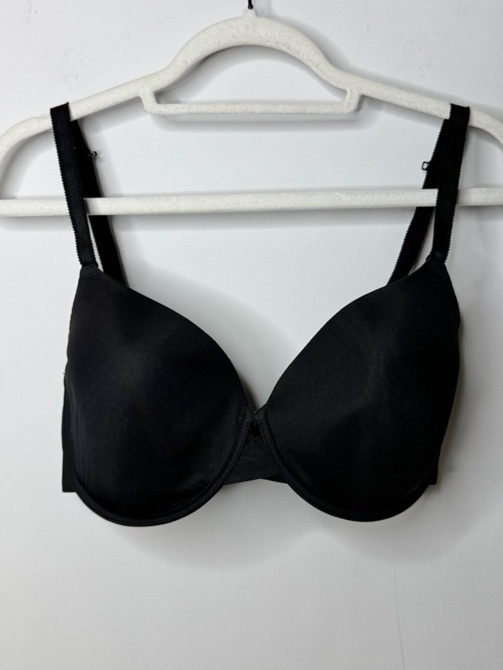 Chantelle 34DDDD Black Underwire Molded Cup T-Shirt Bra